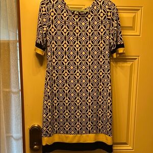 Stylish Geometric Patterned Dress - Black, White and Yellow